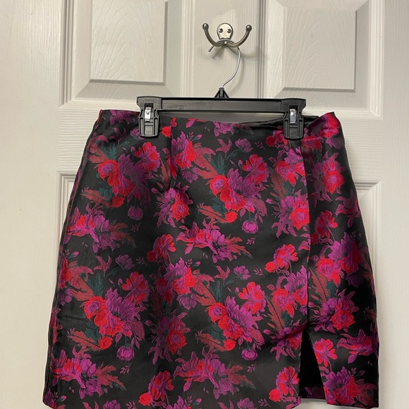 Medium Lulus garden delights black floral jacquard mini set - Picture 5 of 13